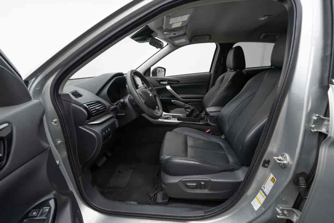 MITSUBISHI Eclipse - 10