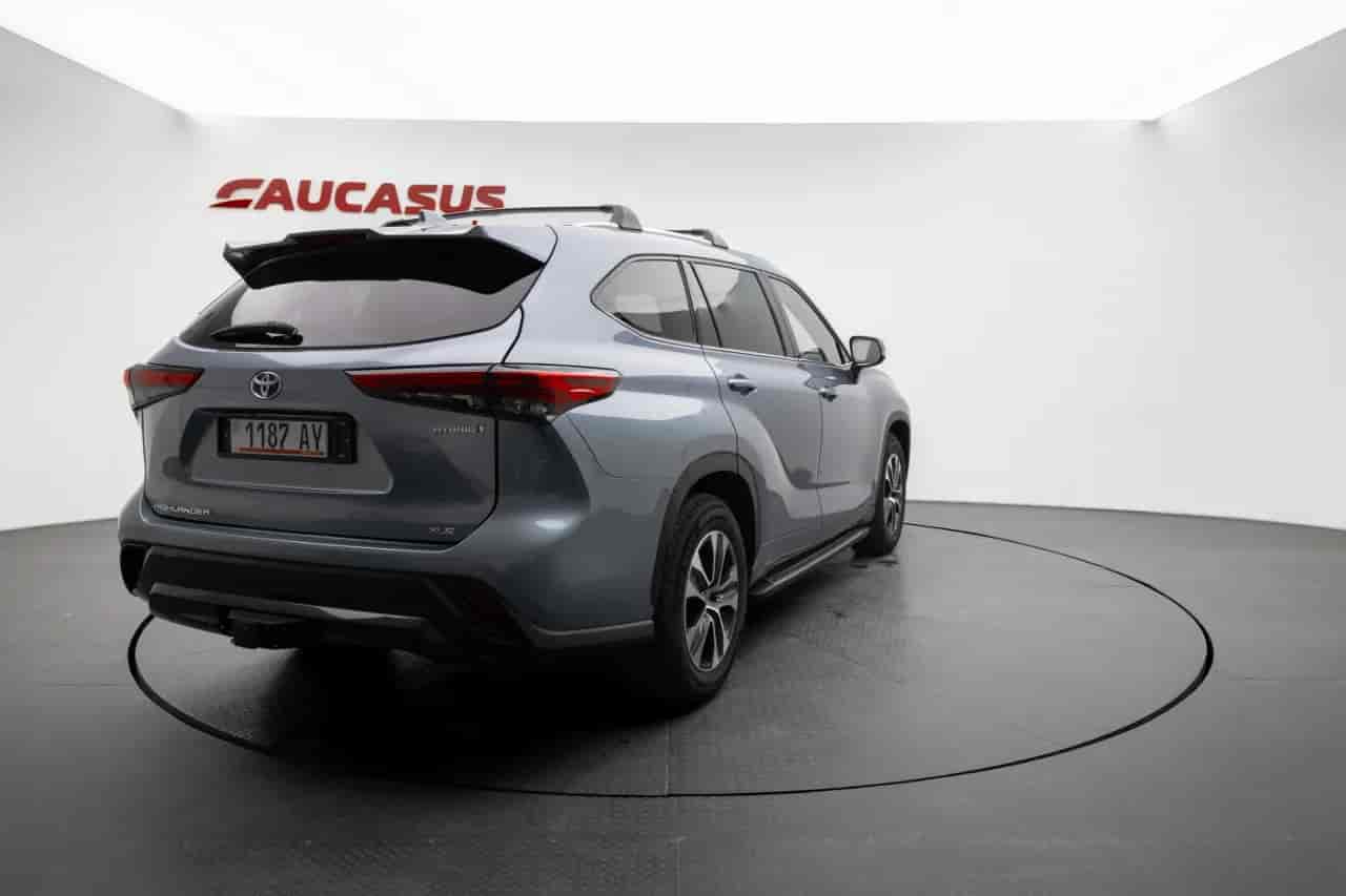 TOYOTA Highlander - 4