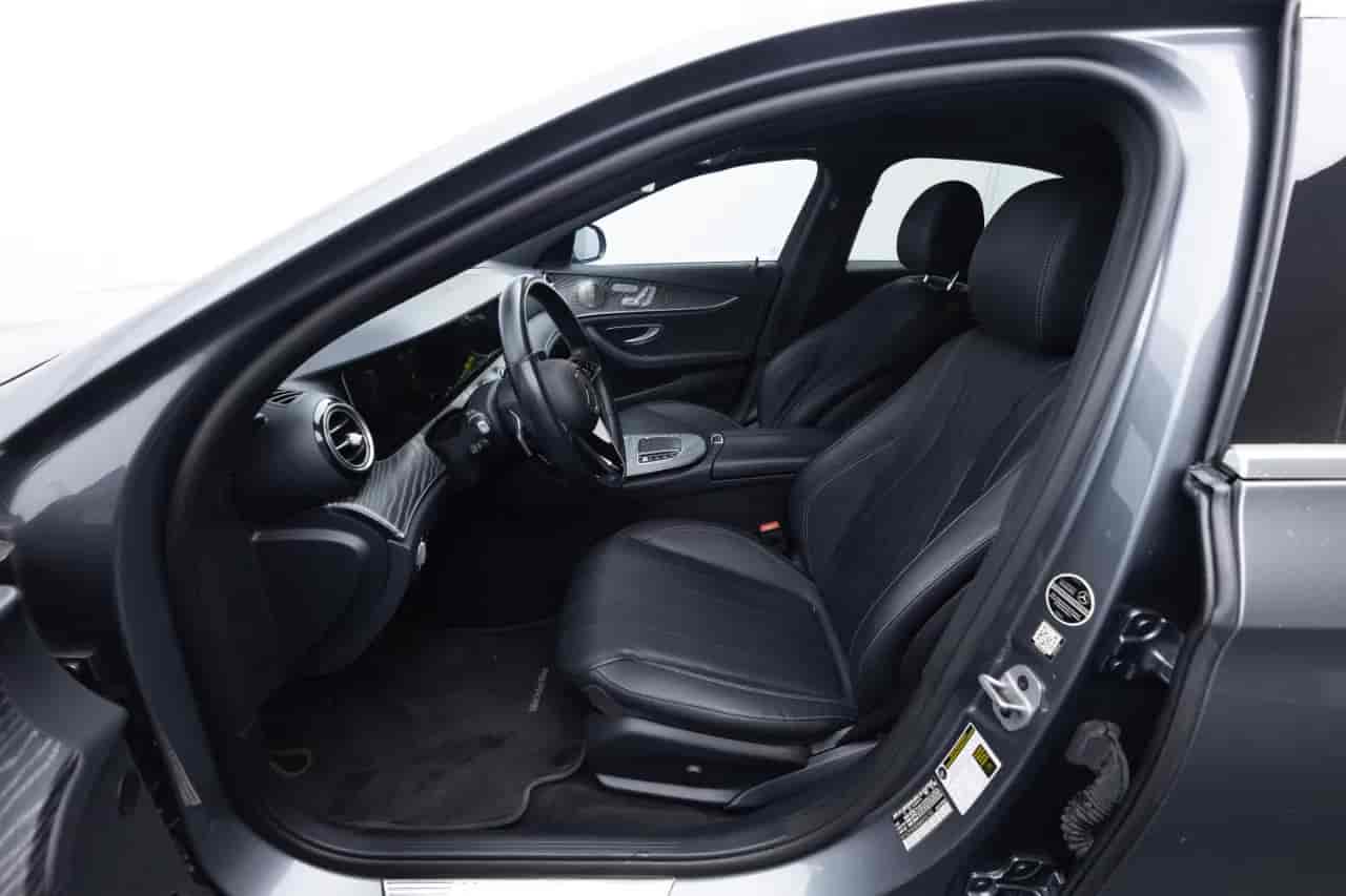 MERCEDES-BENZ E-Class - 10