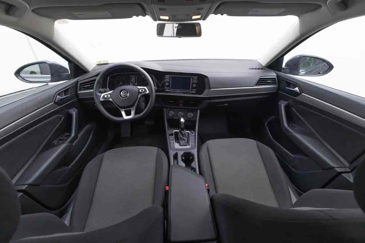 VOLKSWAGEN Jetta - 9