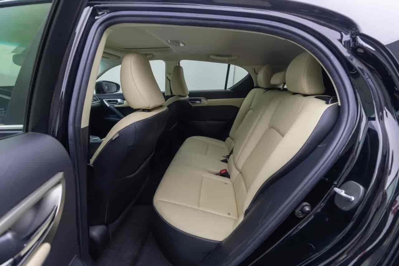 LEXUS CT - 8