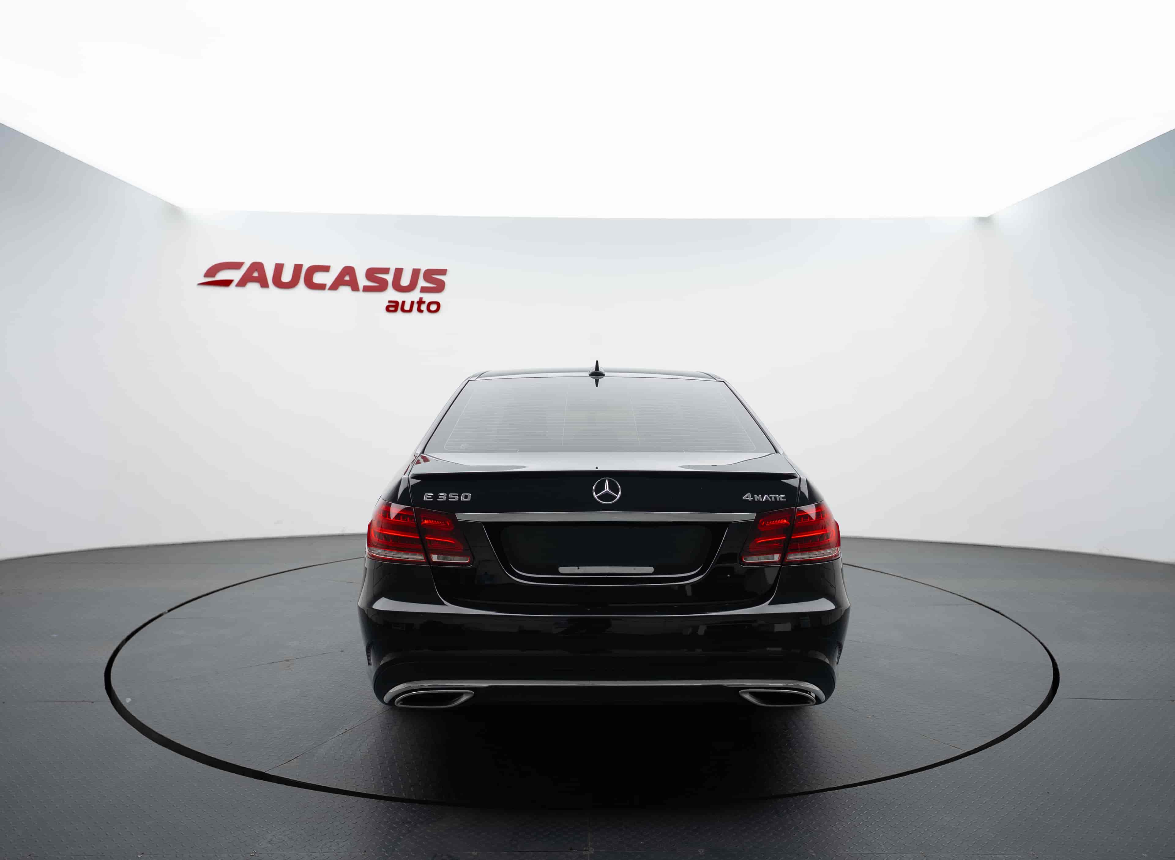 MERCEDES-BENZ E-Class - 5