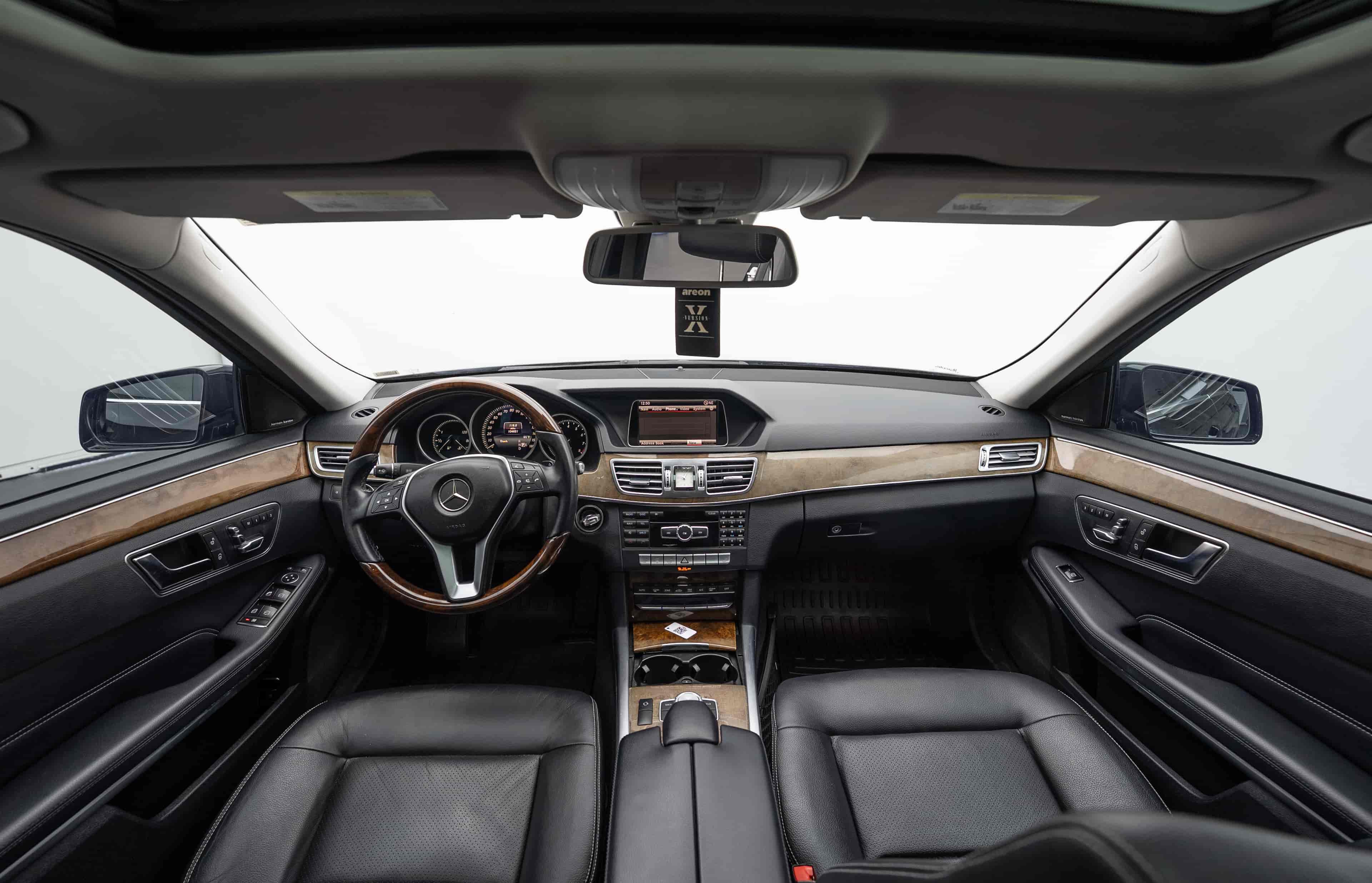 MERCEDES-BENZ E-Class - 9