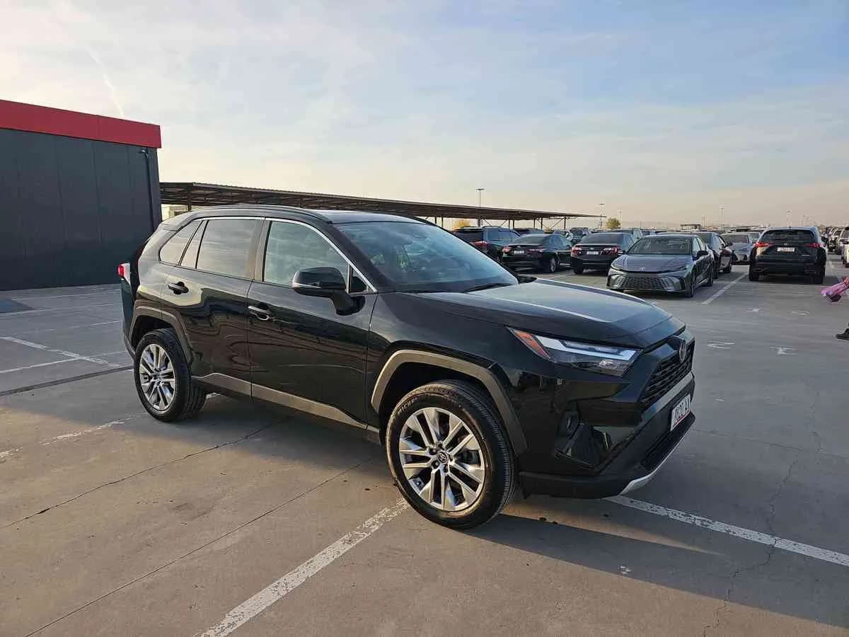 TOYOTA RAV4 - 3