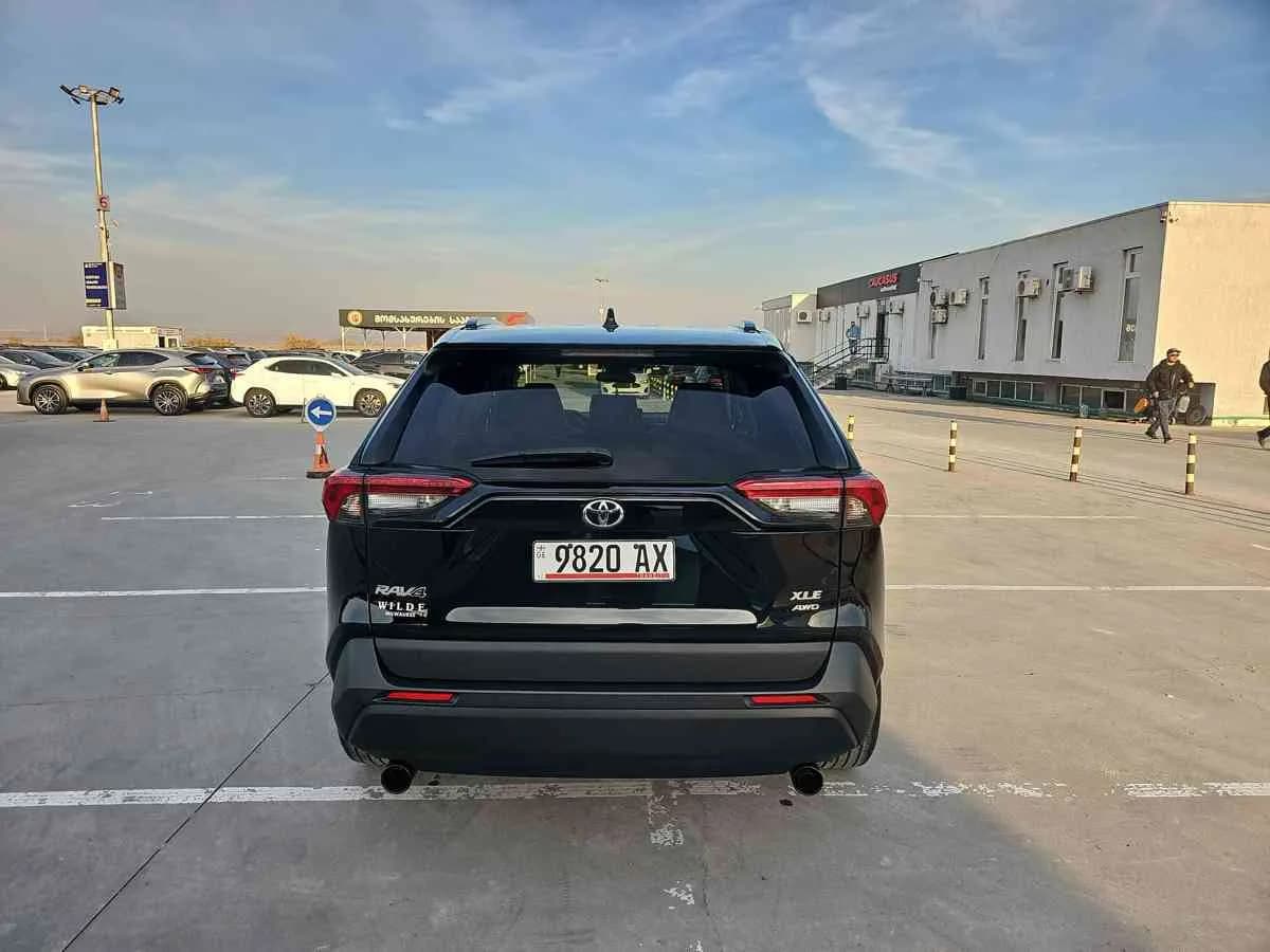 TOYOTA RAV4 - 5