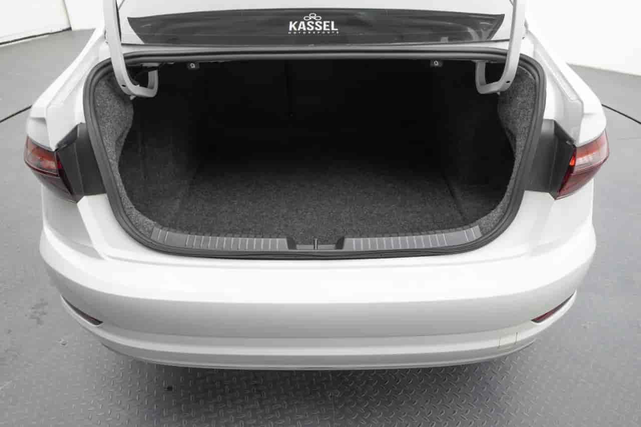 VOLKSWAGEN Jetta - 7