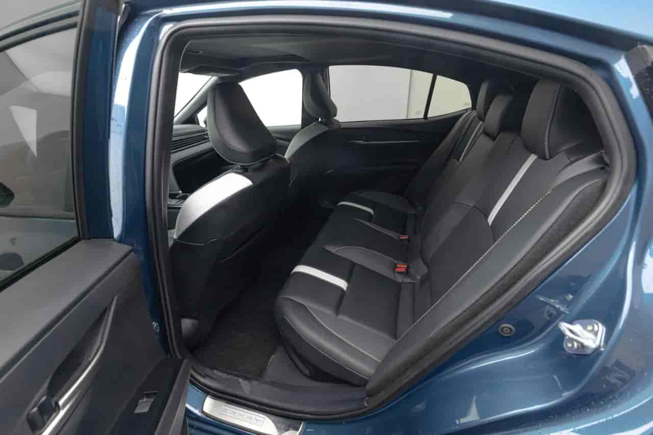 TOYOTA Camry - 8