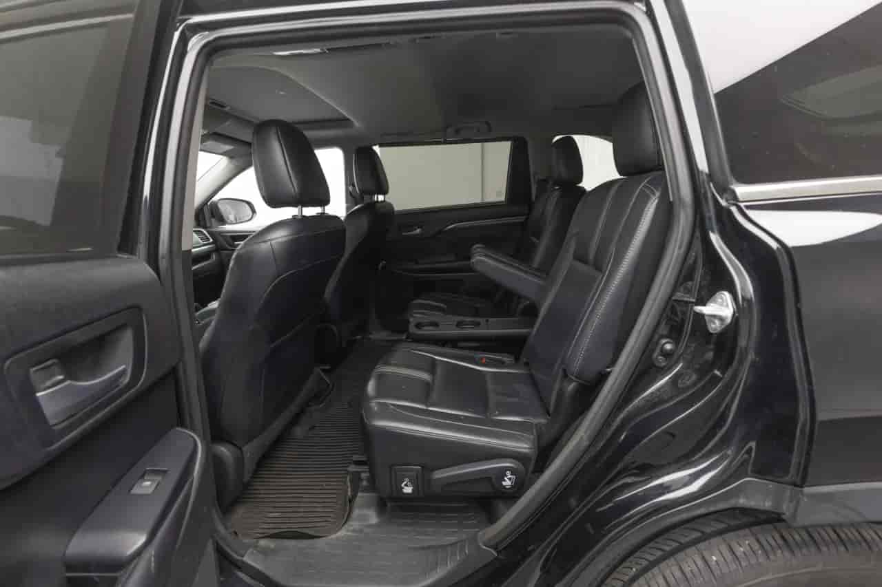 TOYOTA Highlander - 8