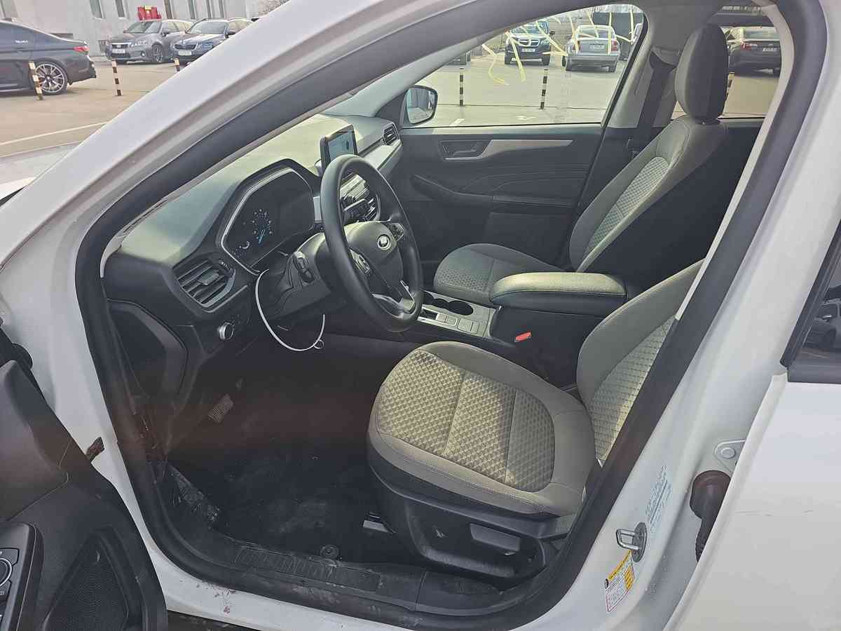 FORD Escape - 10