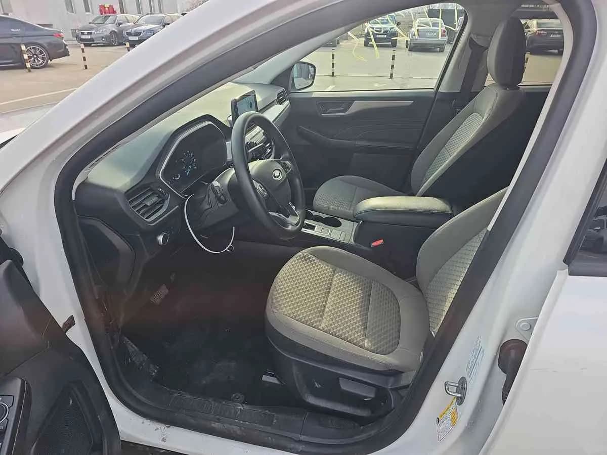 FORD Escape - 10