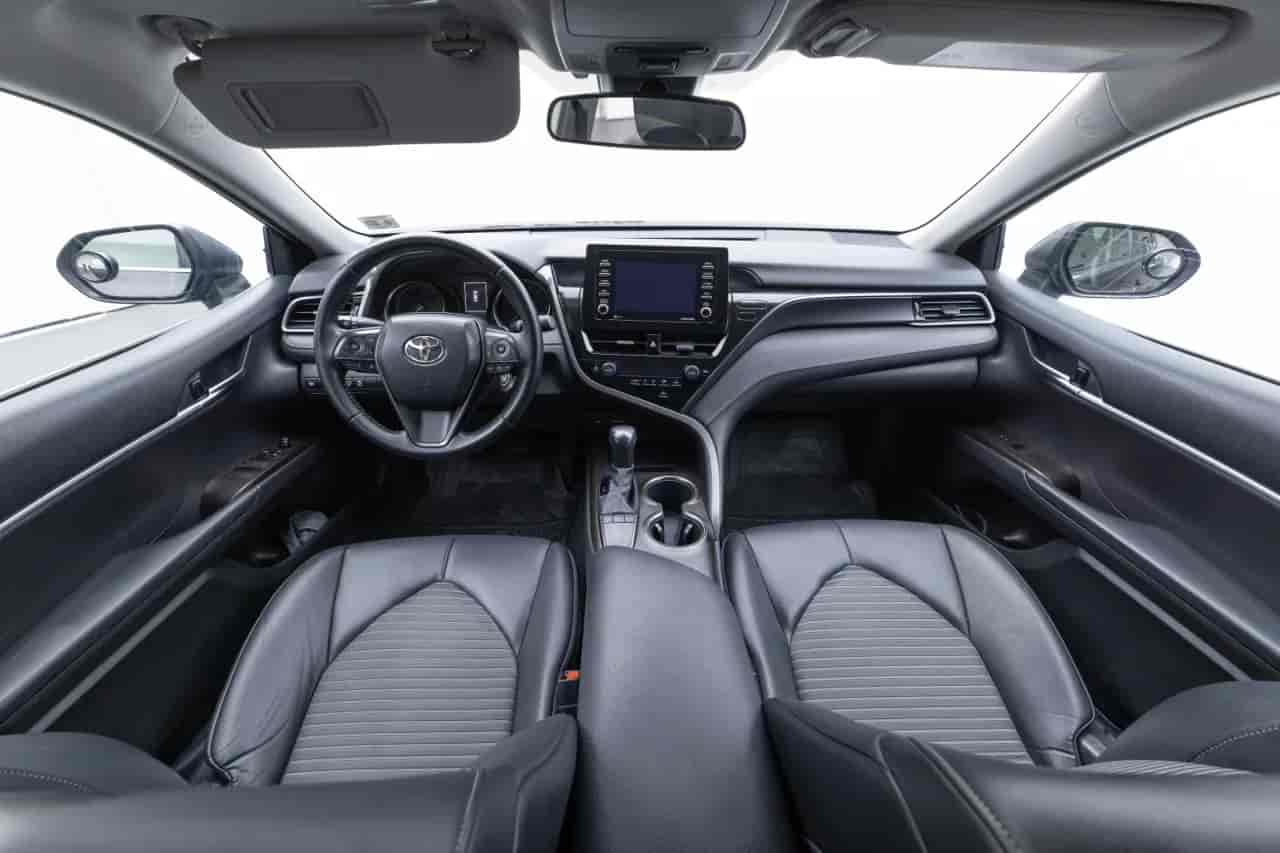 TOYOTA Camry - 8