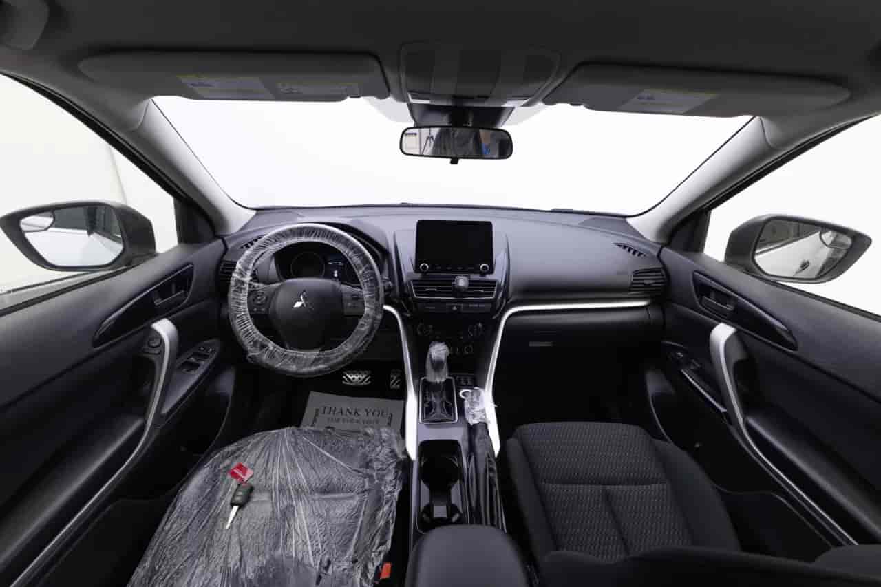 MITSUBISHI Eclipse Cross - 9
