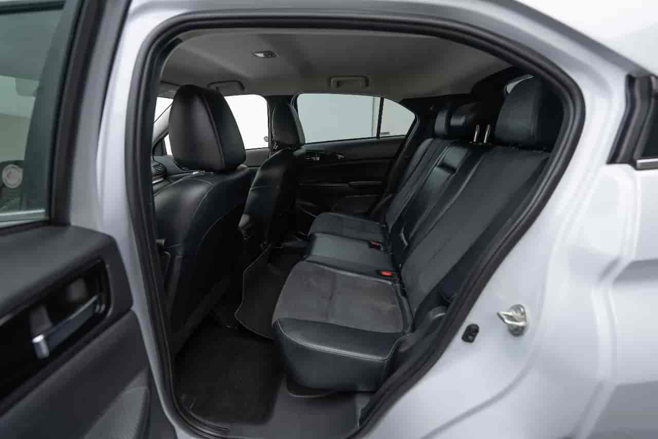 MITSUBISHI Eclipse Cross - 8