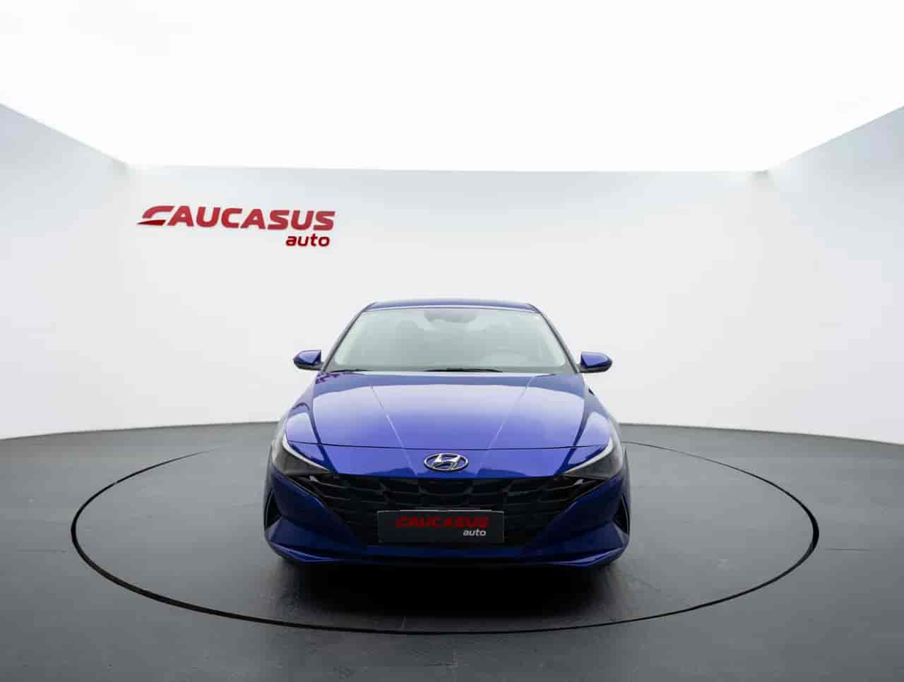 HYUNDAI Elantra - 2
