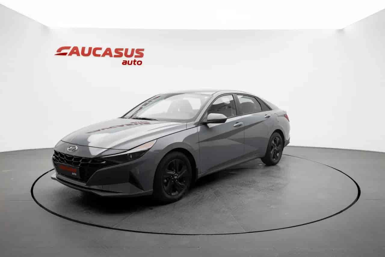 HYUNDAI Elantra - 1