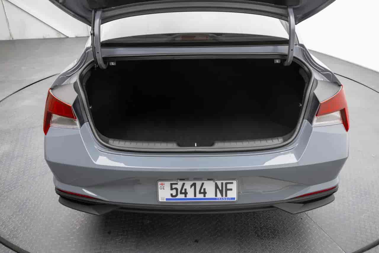 HYUNDAI Elantra - 7