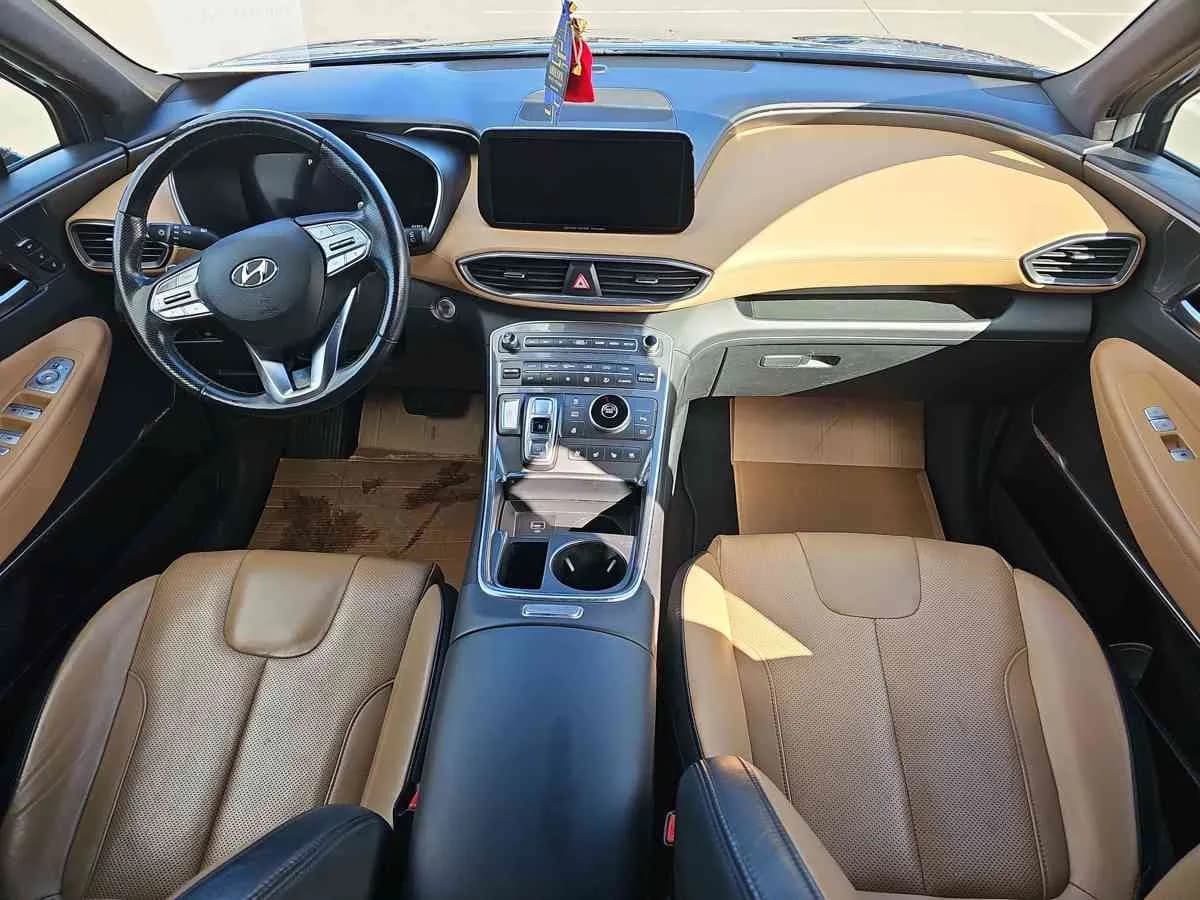 HYUNDAI Santa Fe - 9