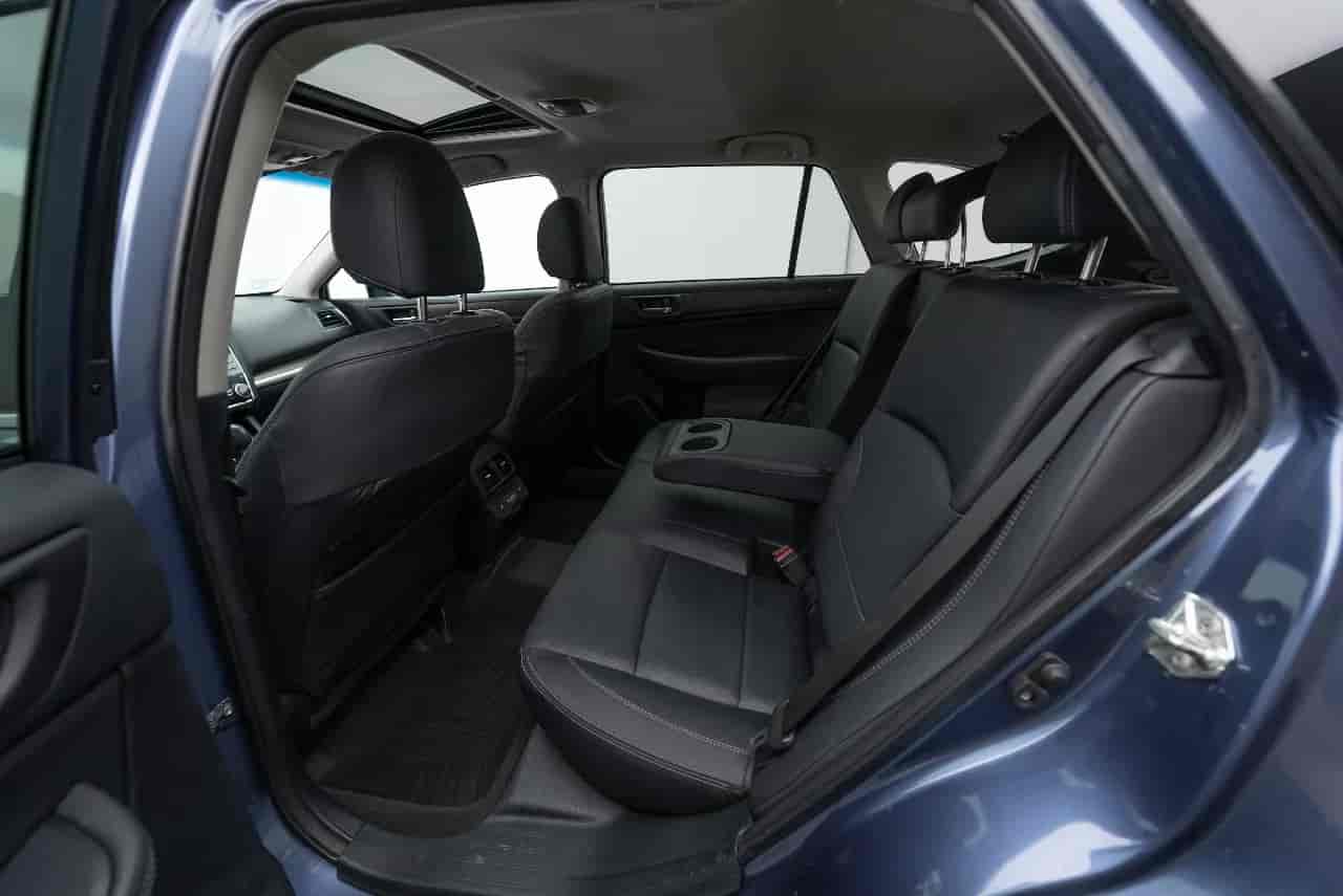 SUBARU Outback - 8