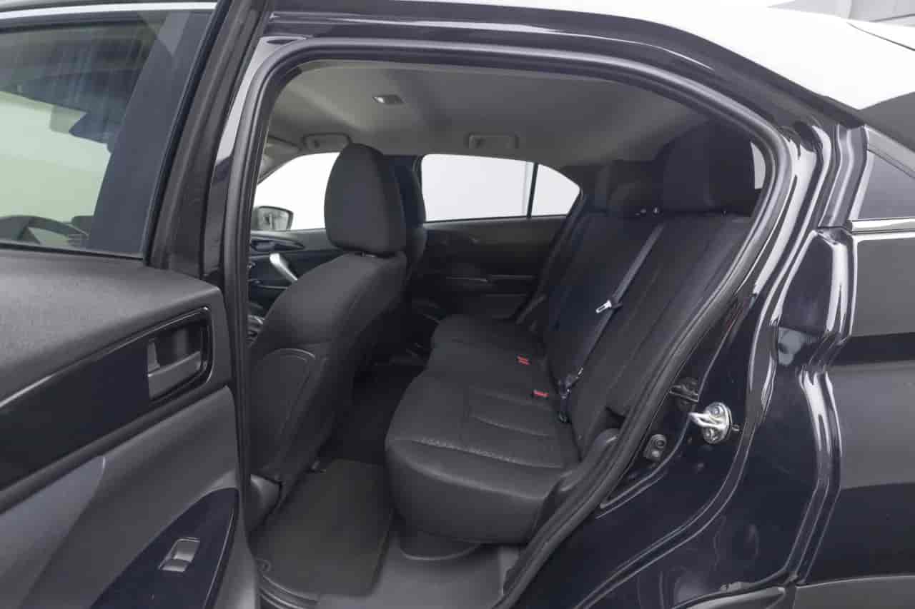 MITSUBISHI Eclipse Cross - 8