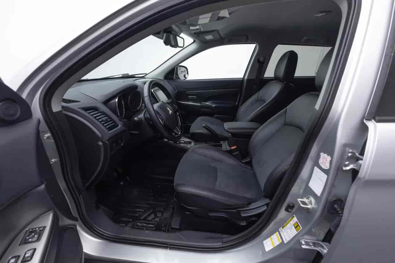 MITSUBISHI Outlander - 10