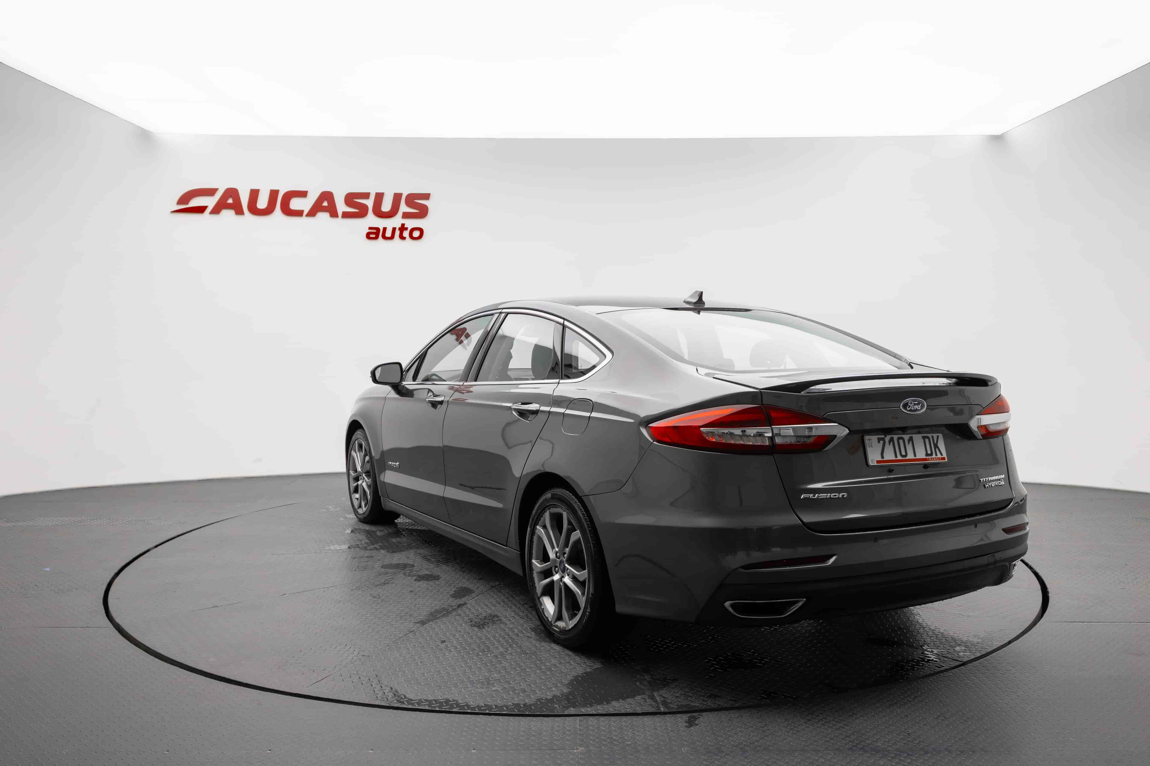 FORD Fusion - 6