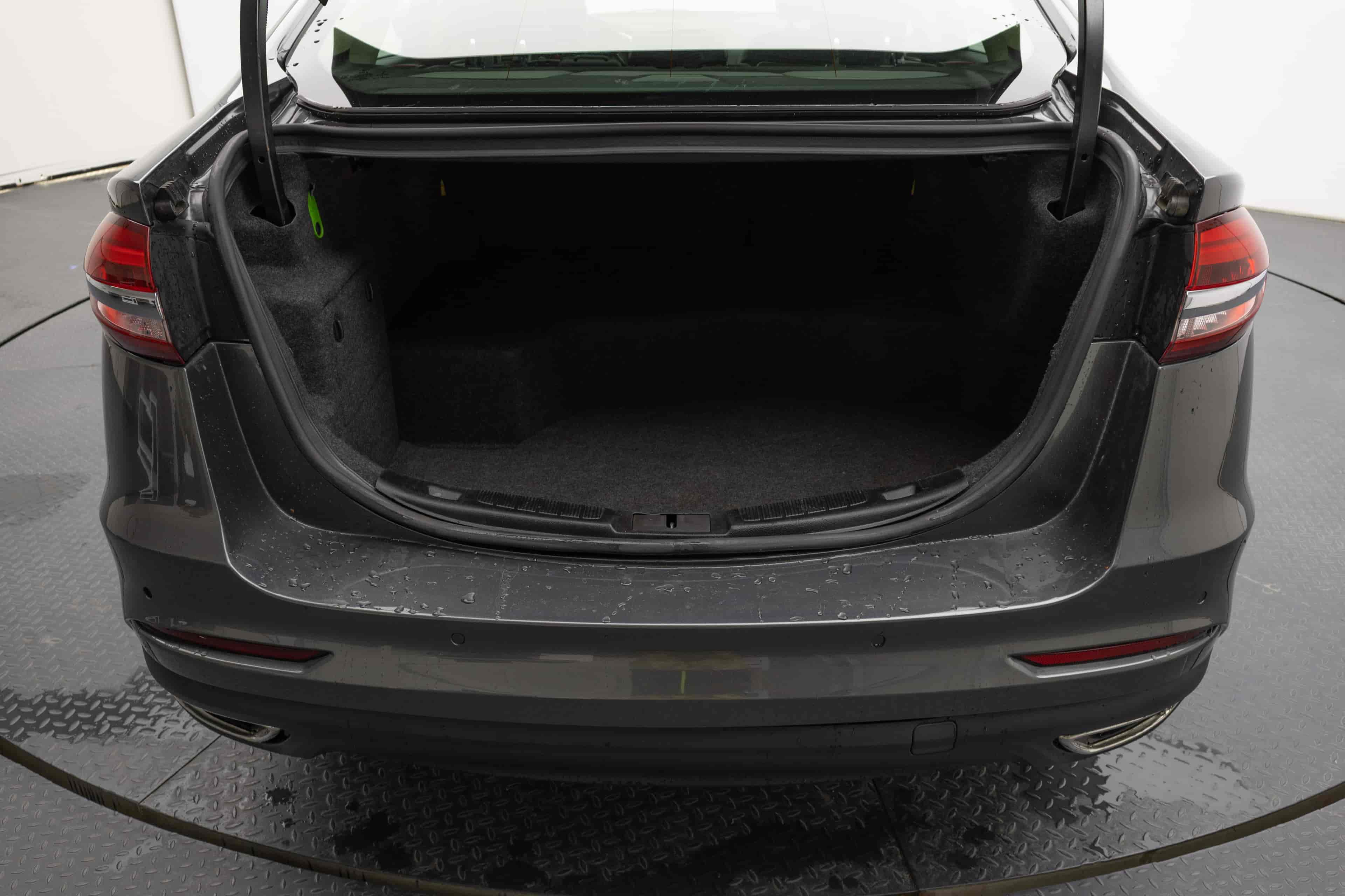 FORD Fusion - 7