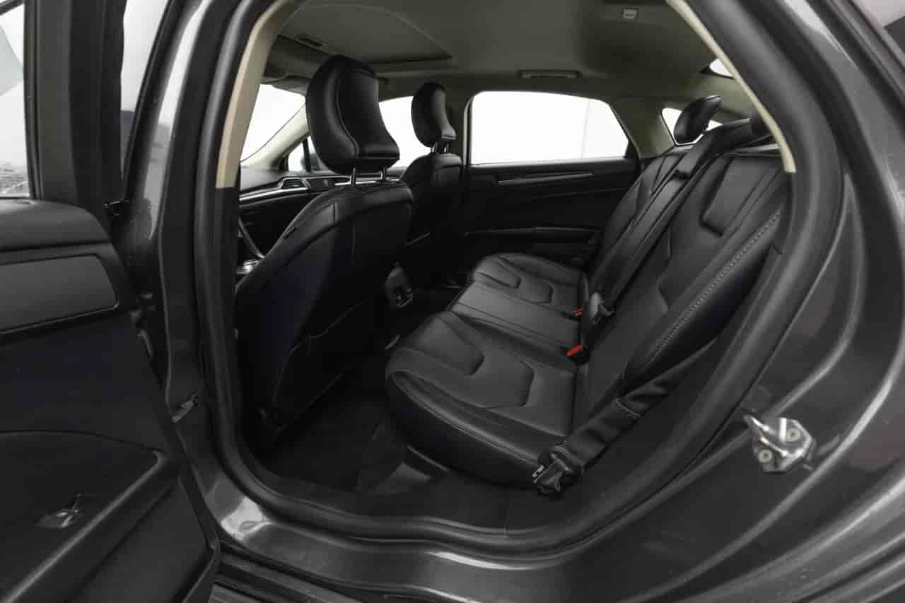 FORD Fusion - 8