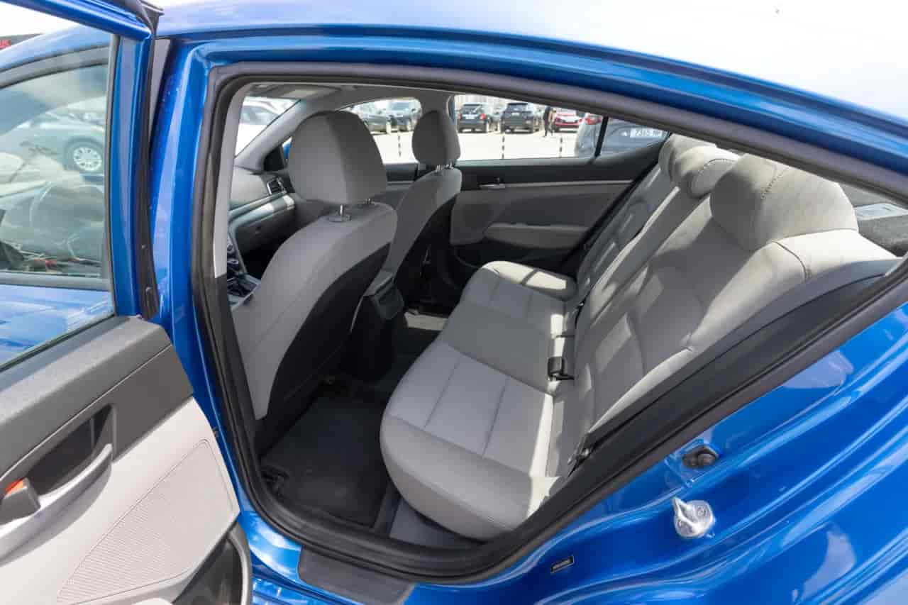 HYUNDAI Elantra - 8