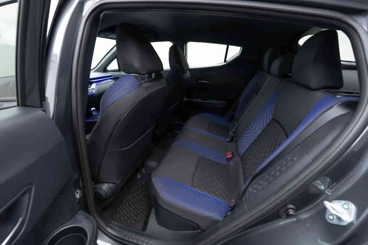TOYOTA C-HR - 8