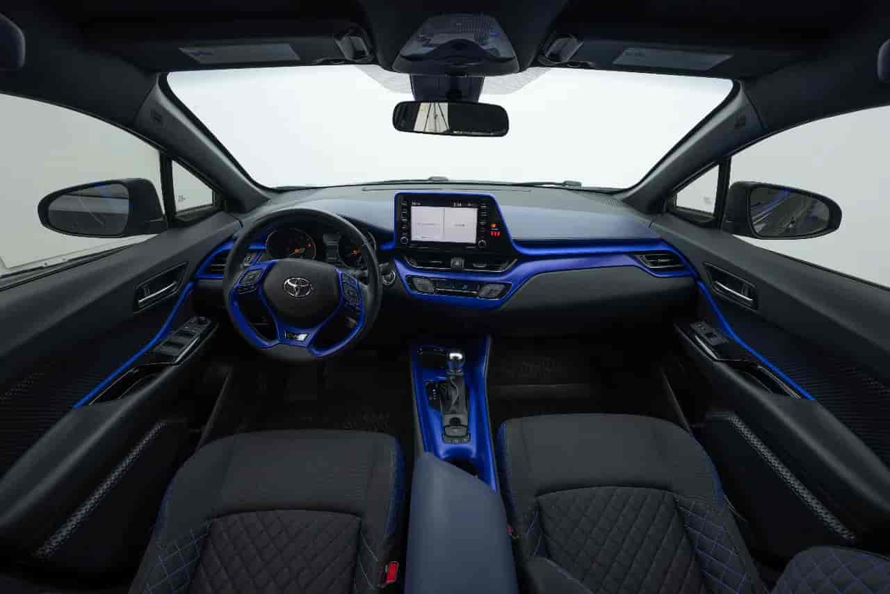 TOYOTA C-HR - 9