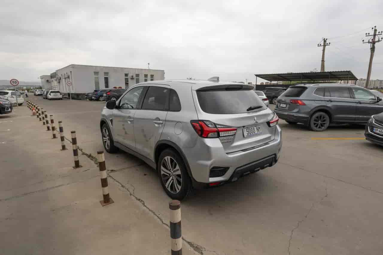 MITSUBISHI Outlander Sport - 6