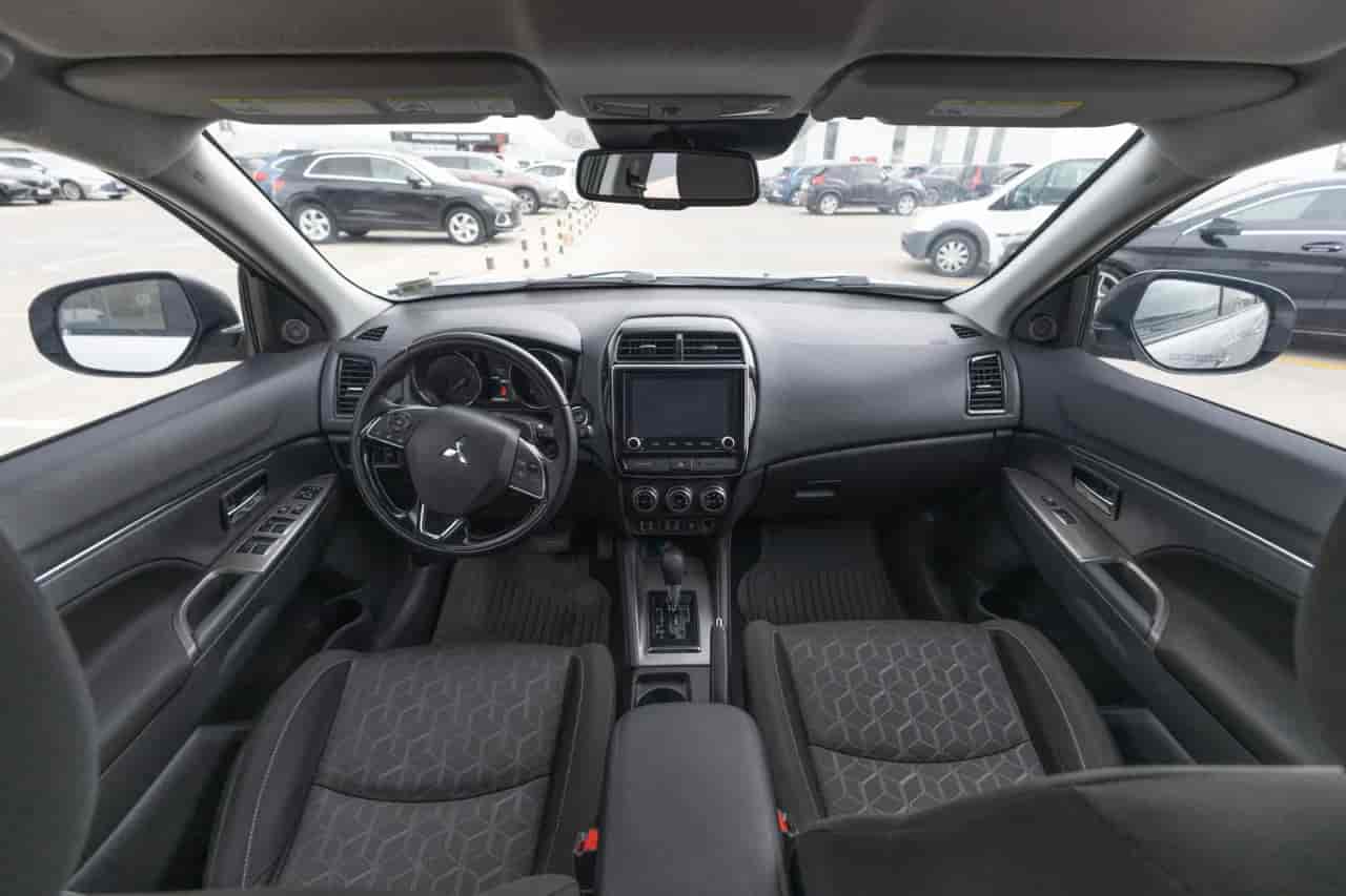 MITSUBISHI Outlander Sport - 9