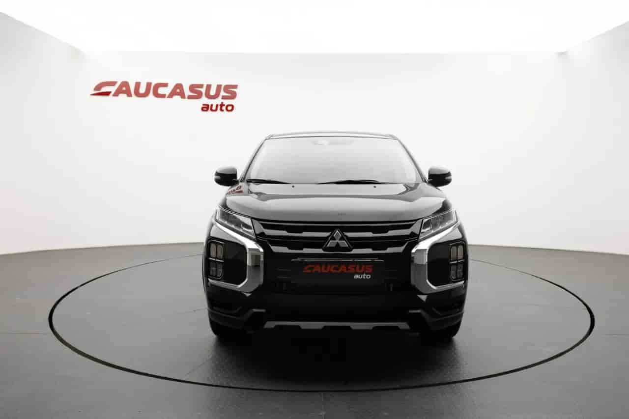 MITSUBISHI Outlander - 2
