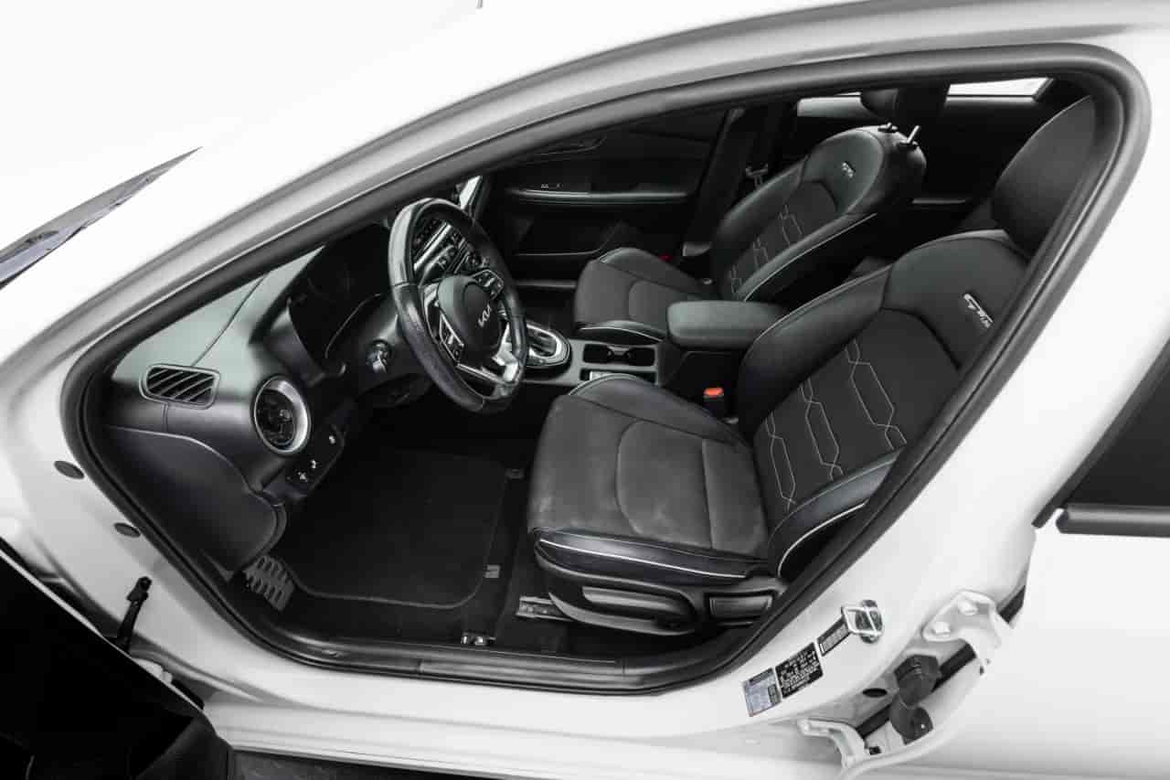 KIA Forte - 10
