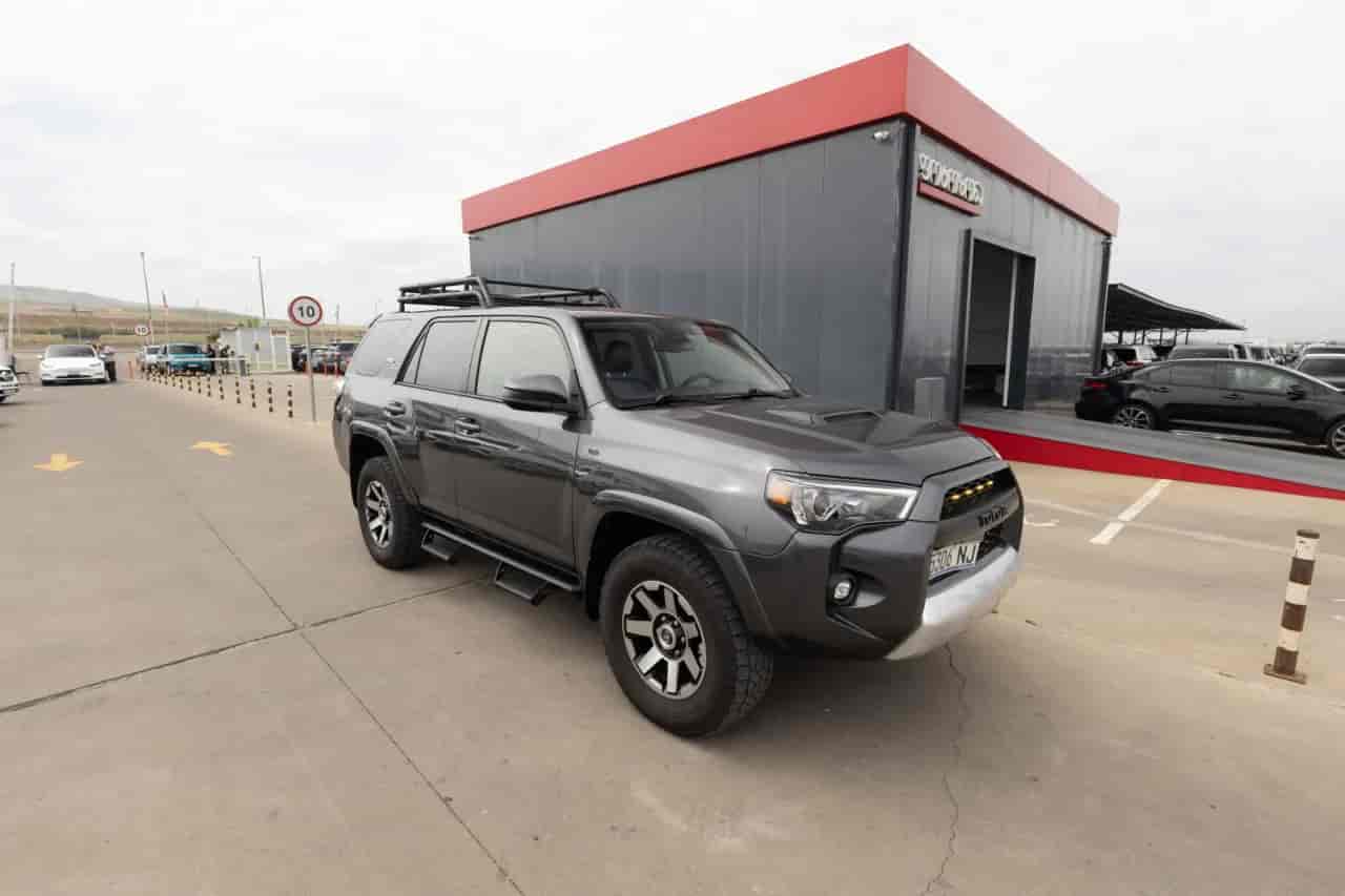 TOYOTA 4-Runner - 3