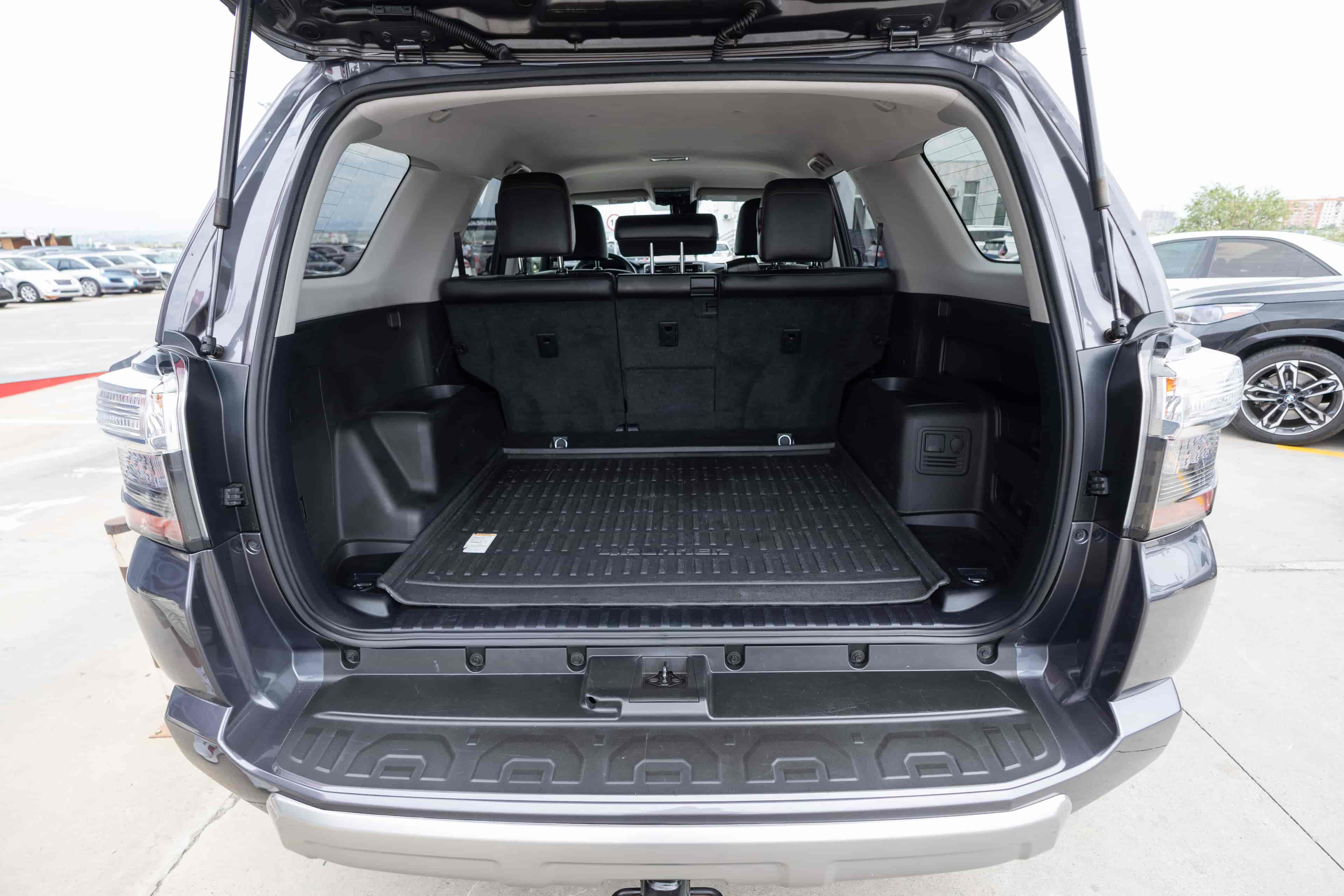 TOYOTA 4Runner - 7