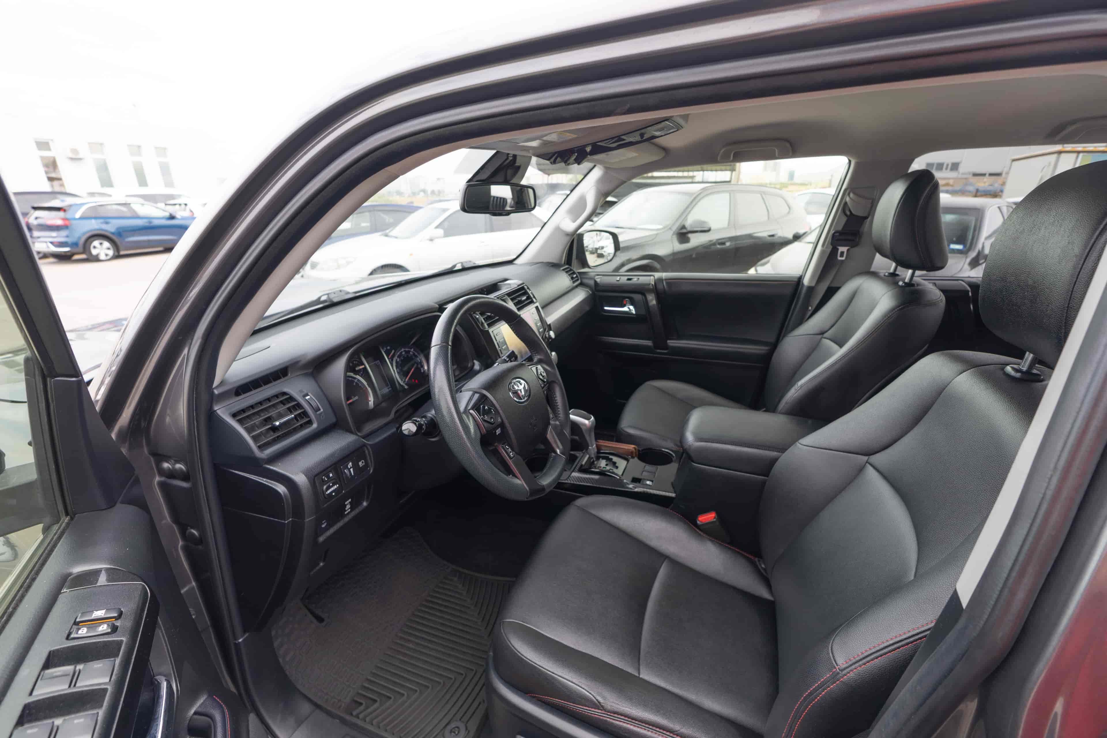 TOYOTA 4Runner - 10