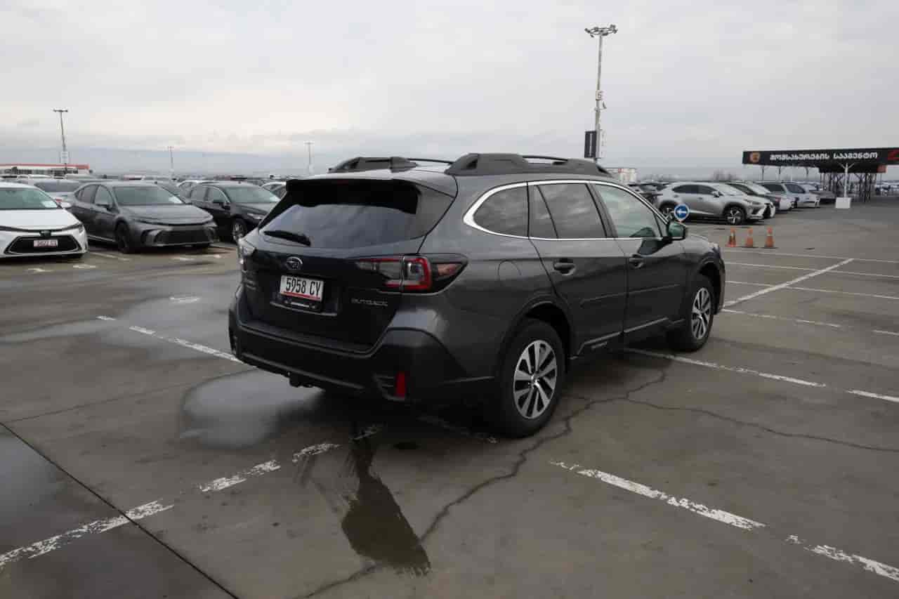 SUBARU Outback - 4