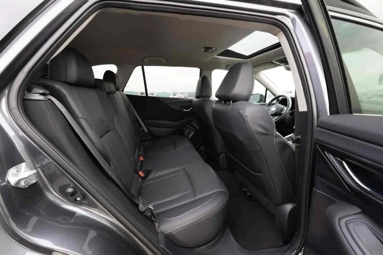 SUBARU Outback - 8