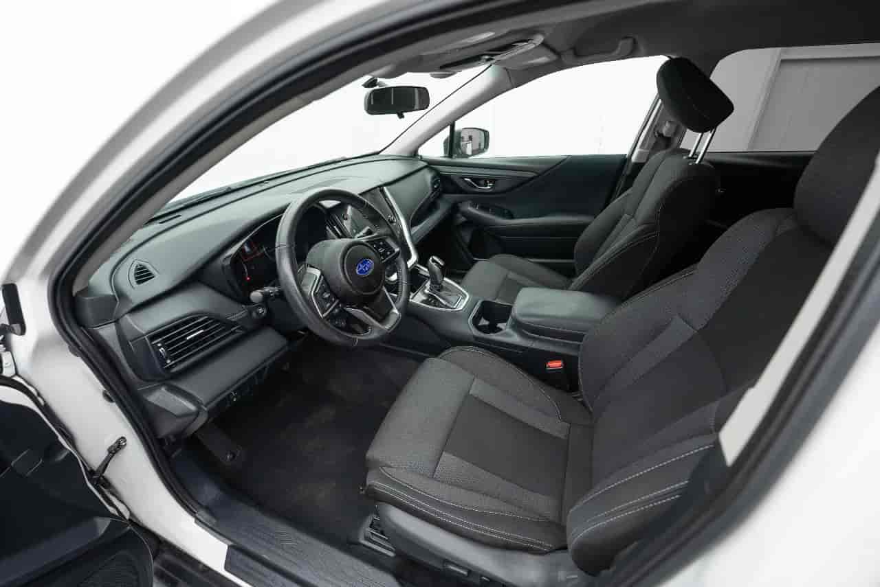 SUBARU Outback - 10
