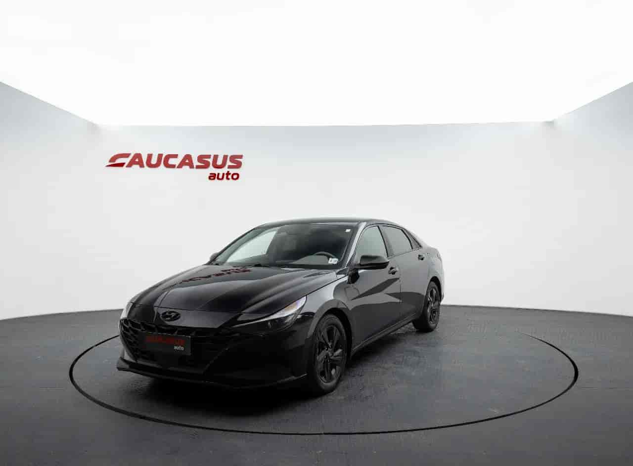 HYUNDAI Elantra - 1