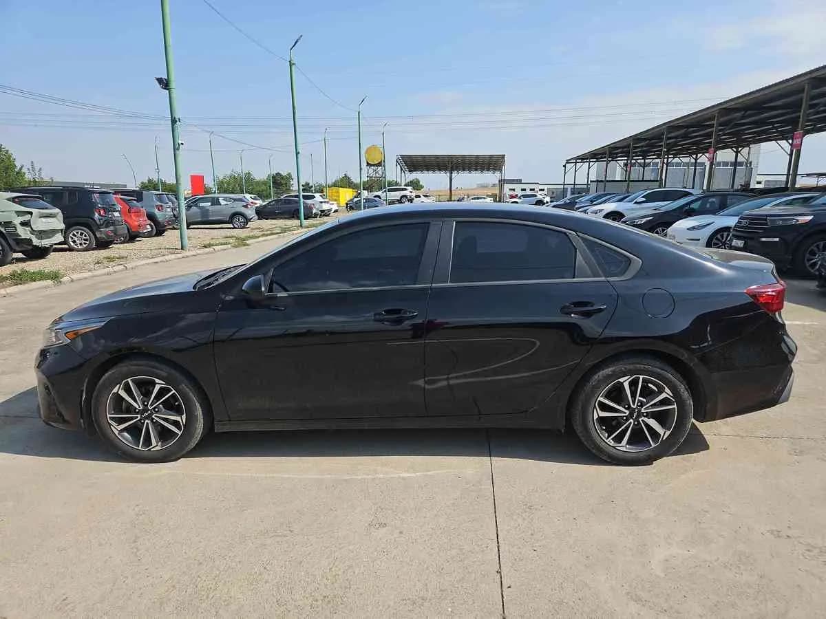KIA Forte - 8