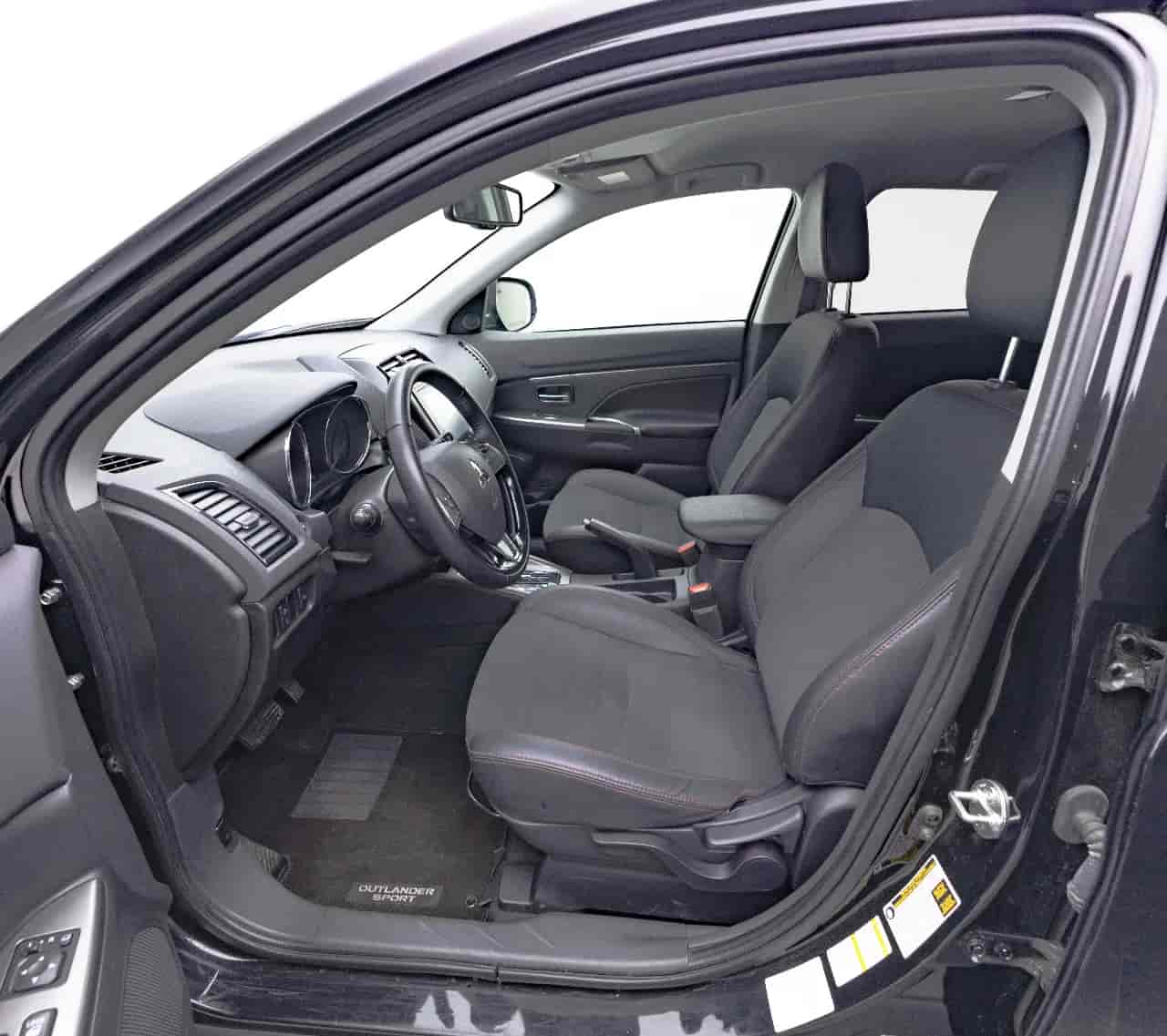MITSUBISHI Outlander Sport - 8