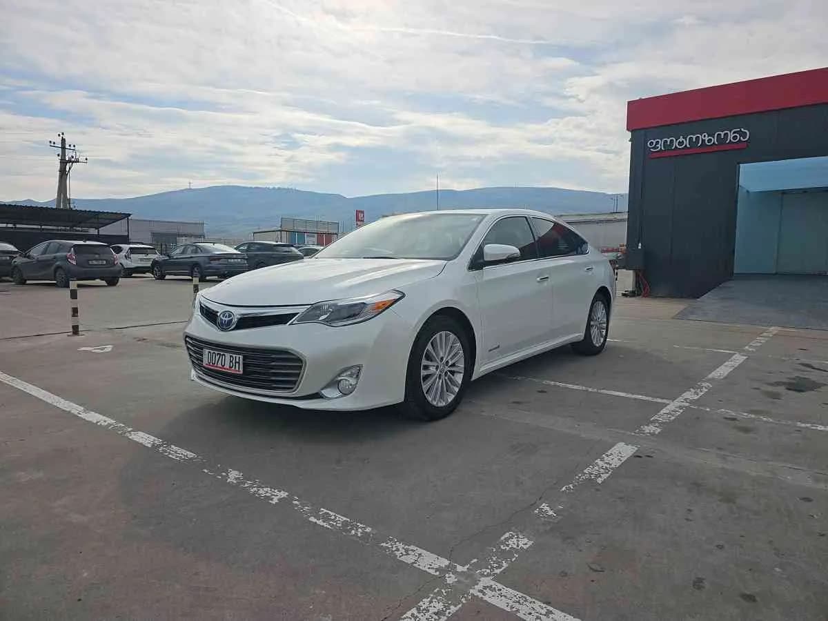 TOYOTA Avalon - 1