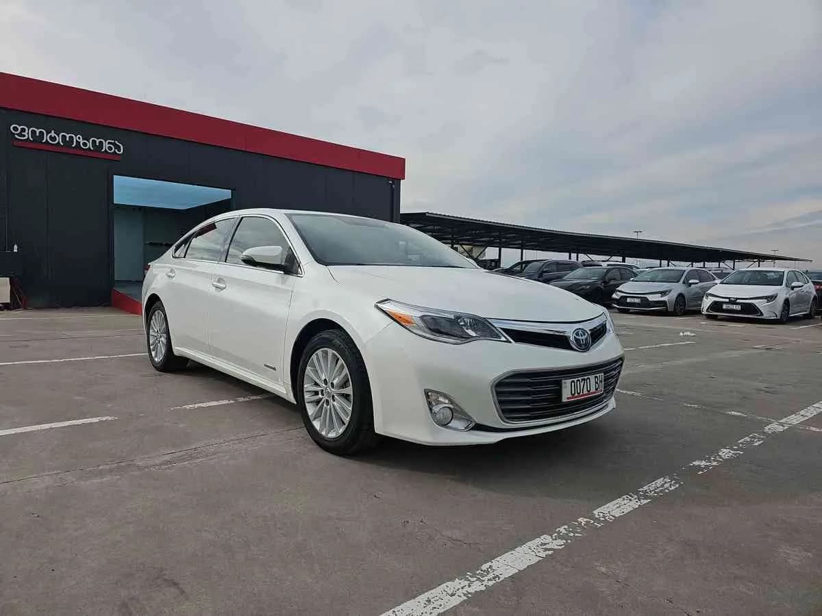 TOYOTA Avalon - 3