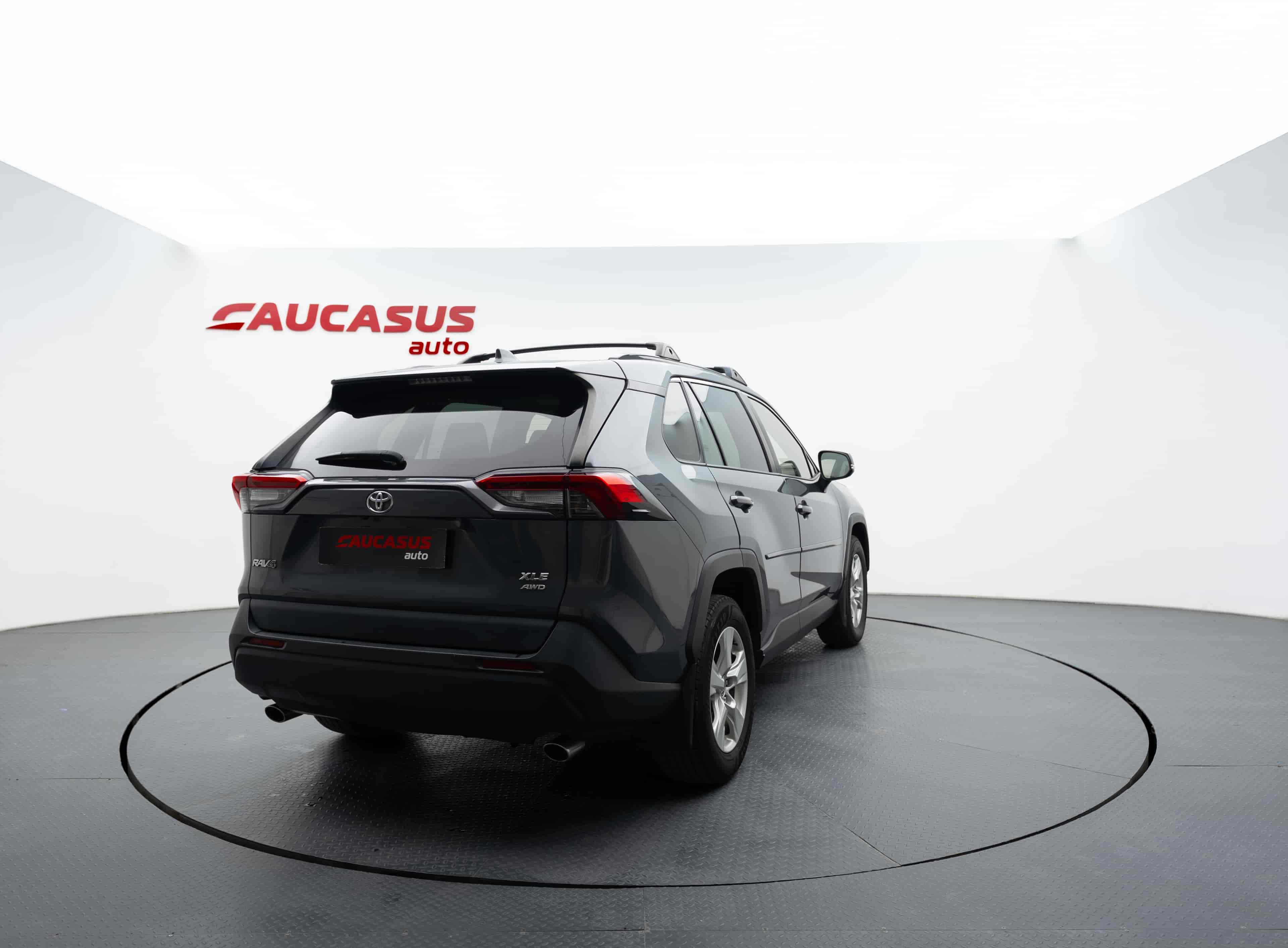 TOYOTA RAV4 - 4