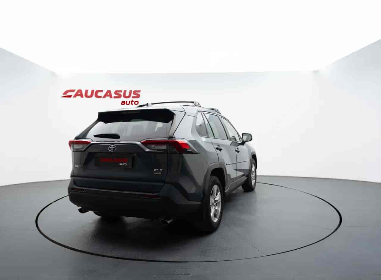 TOYOTA RAV4 - 4