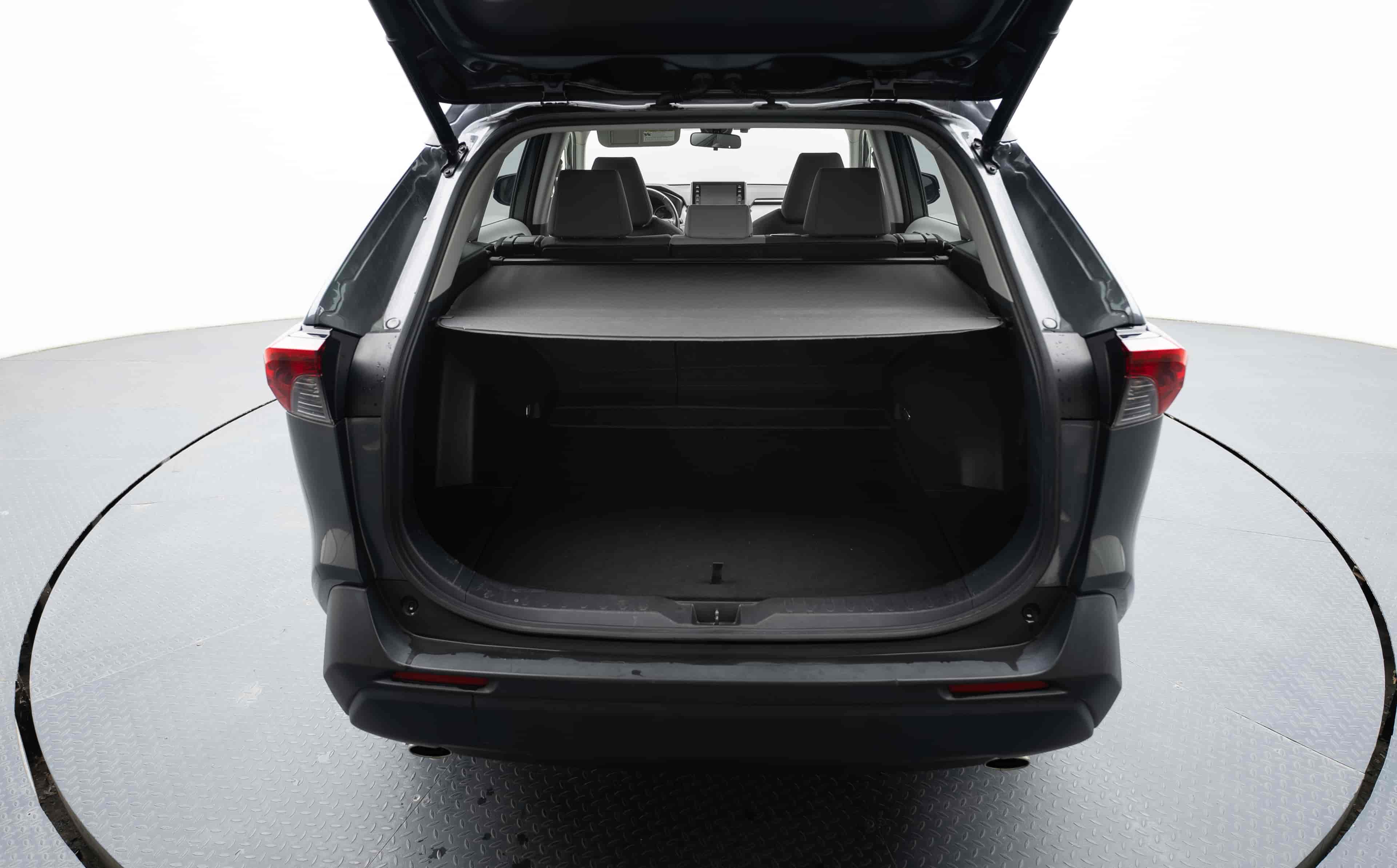 TOYOTA RAV4 - 7