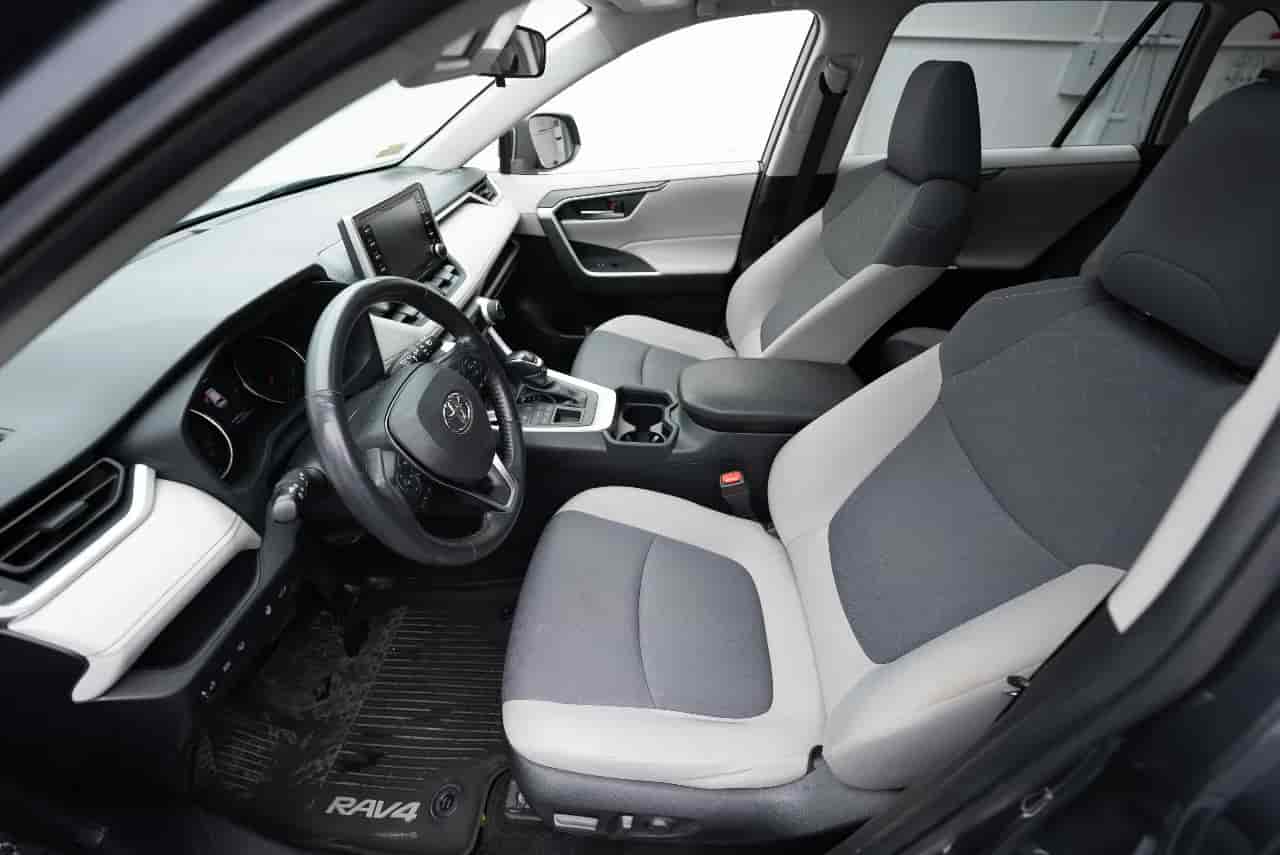 TOYOTA RAV4 - 10