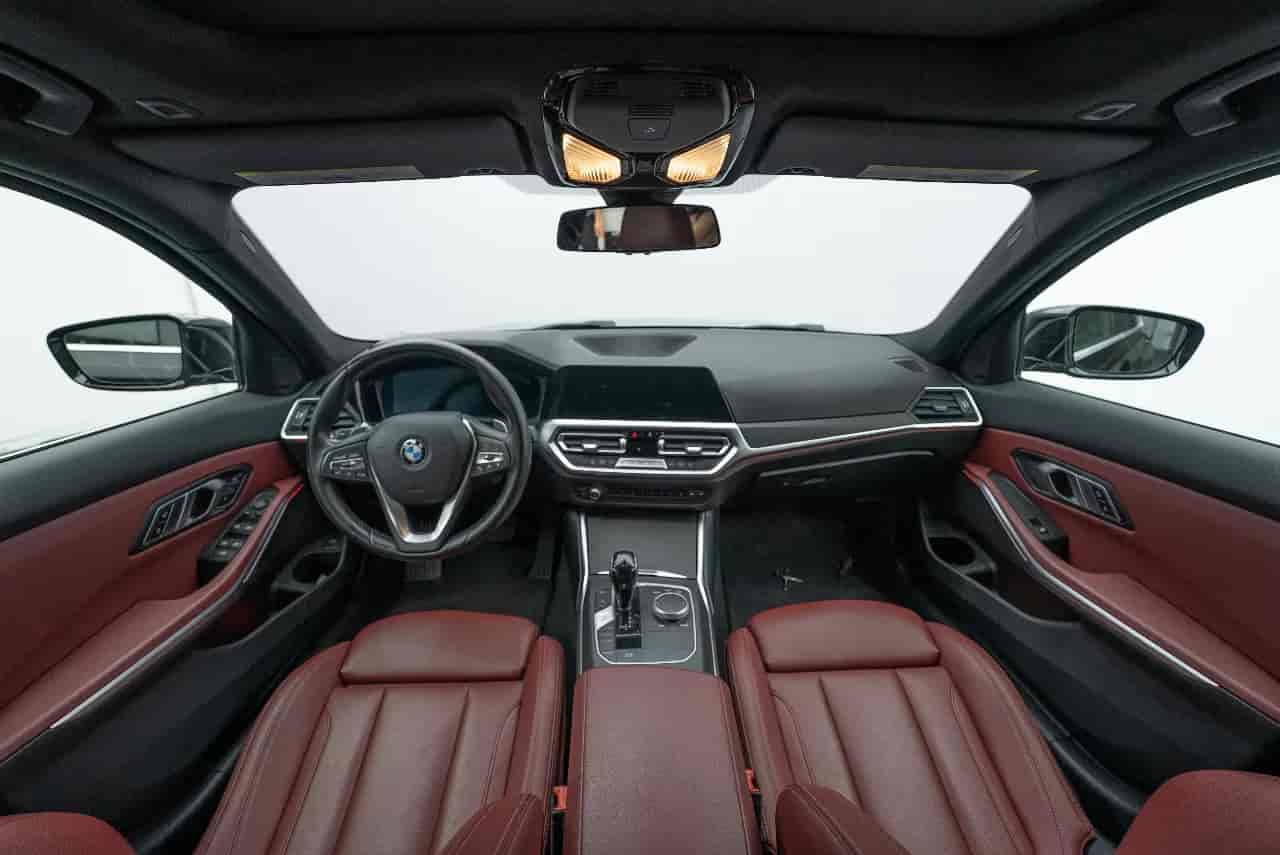 BMW 3-Series - 9